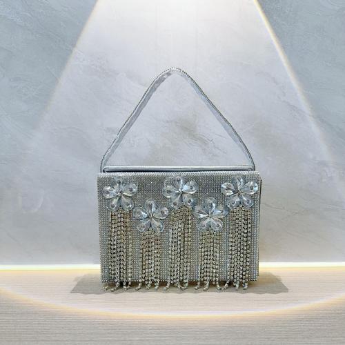 Satin Clutch Bag, Silber,  Stück