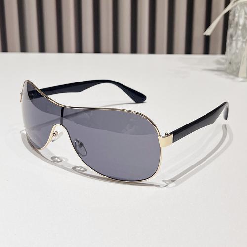 PC-Polycarbonate shading & Easy Matching Sun Glasses sun protection & unisex PC