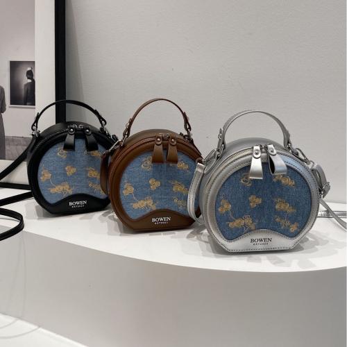 PU Leather Easy Matching Handbag bun & attached with hanging strap PC