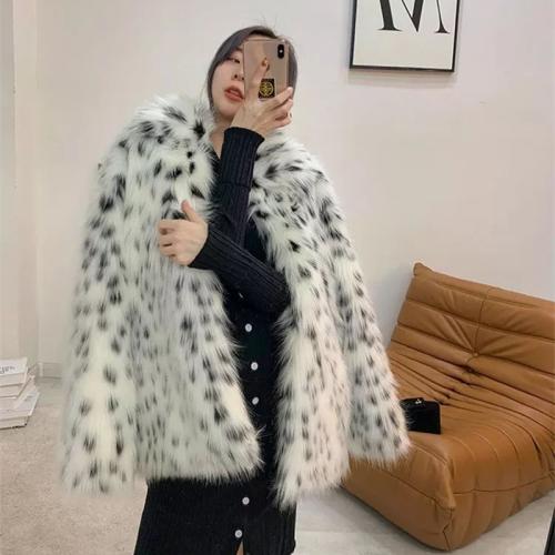 Artificial Wool Sweater Coat & loose & thermal leopard white PC