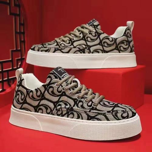 2024 New Men's Shoes New Printed Embroidered Cloth Casual Shoes Low Soft Bottom Trendy