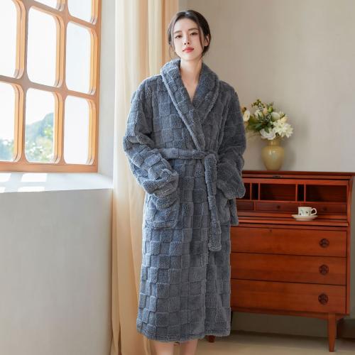 Autumn and winter New Plaid jacquard cotton velvet long nightgown suit comfortable warm long sleeve