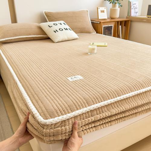 Thickened milk velvet bed hat single-piece autumn and winter mattress protection cover all-inclusive dustproof bed cover