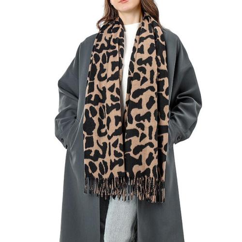 New winter leopard print scarf warm casual scarf light luxury high fashion tassel shawl