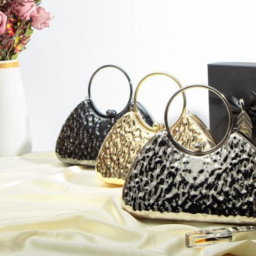 New Trendy Evening Bag Elegant Banquet Clutch Bag Chain Bag