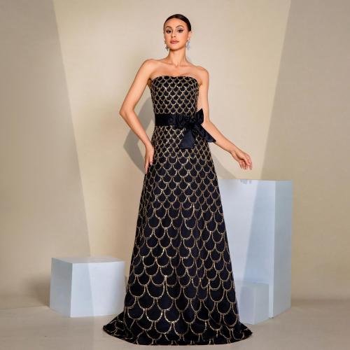 New High-grade Elegant One-character Collar Chest Wrap Banquet Waist Large Sequin Evening Dress