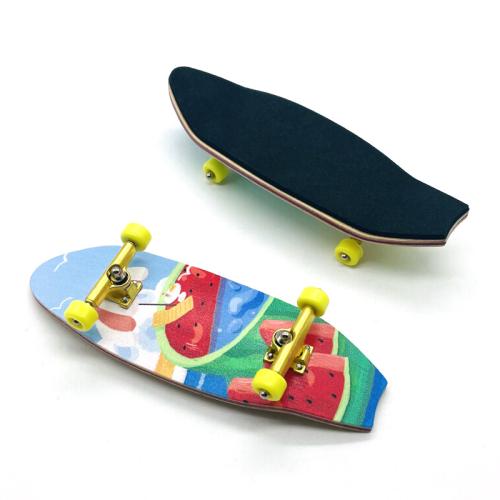 Maple Fingertip Skateboard Creative Mini Finger Fish Board Finger surfboard Toy