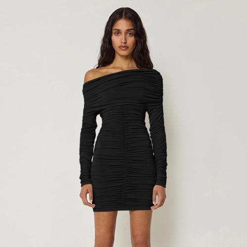 Women's Long-sleeved dress Sexy Strapless Pleated Hip Skirt