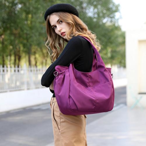 Casual large capacity waterproof nylon cloth bag women's lightweight trendy shoulder bag outdoor travel messenger bag