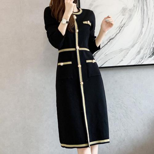 Long Slim-fit Knitted dress Women's Autumn and Winter New Long-sleeved Dress