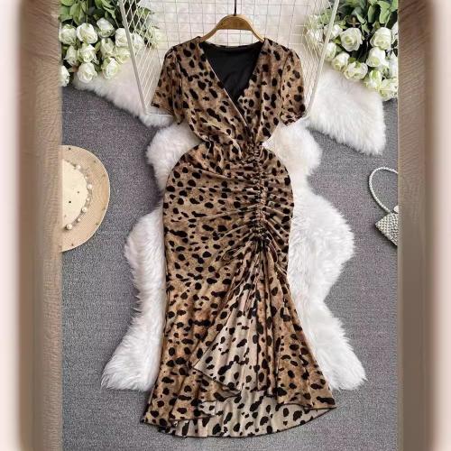 Leopard Print dress Women's Sexy Slim-Fit V-Neck Long-Sleeved Split Waisted Mid-Length Dress