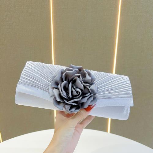 New in Pleated Dress Bag Dinner Clutch Bag Flower High-end Banquet Bag