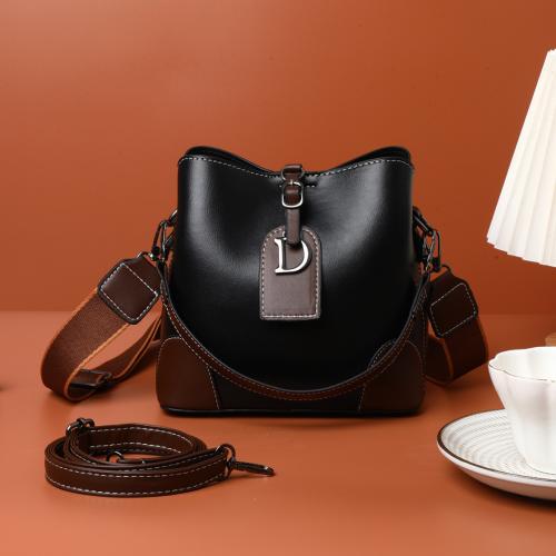 PU Leather Bucket Bag Soft Adjustable Strap Fashionable Casual Style Handbag