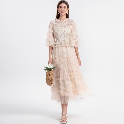 Elegant Women's French-style Dress Embroidered Flower Mesh Pleated Over-the-knee Long Dress