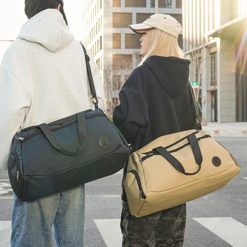 PUレザー 旅行バッグ 選択のためのより多くの色 一つ