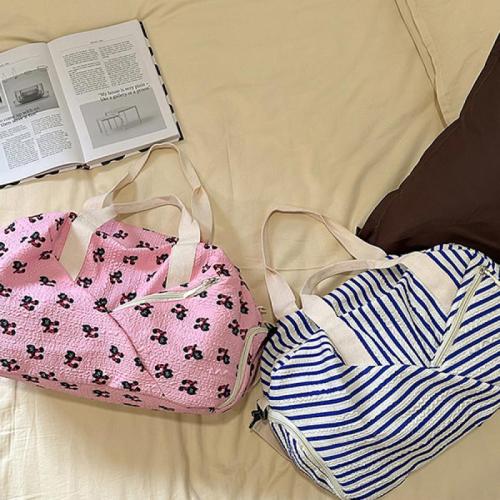 Oxford separating dry and moist & Organizer Travelling Bag large capacity PC