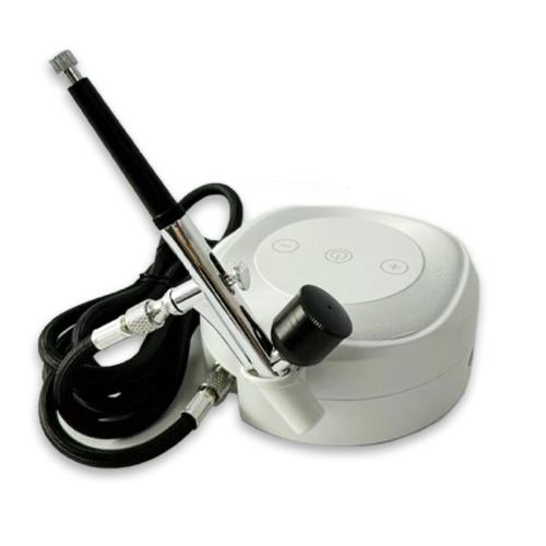 Plastové più colori per la scelta kus