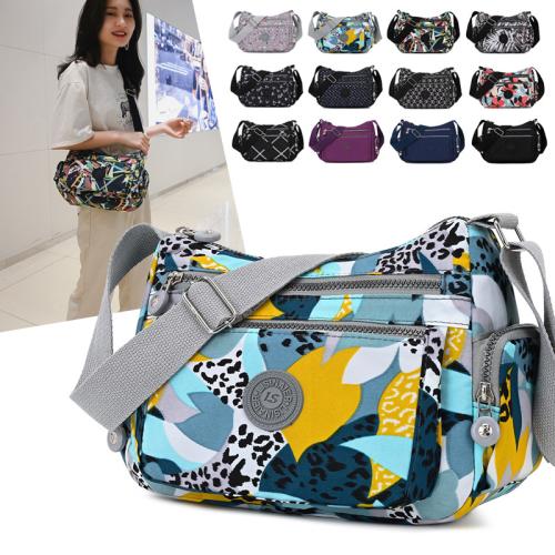 Nylon Crossbody Tas ander keuzepatroon meer kleuren naar keuze stuk