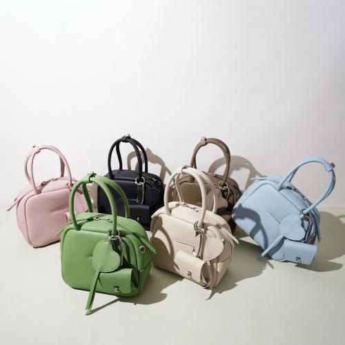 Full Grain Cowhide Leather Handbag soft surface & attached with hanging strap Polyester Cotton Lichee Grain PC