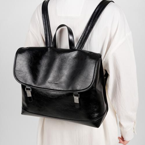 Cowhide Backpack large capacity & soft surface Solid black PC