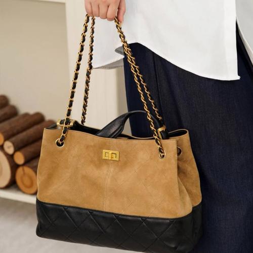 Cowhide Handbag contrast color & large capacity & soft surface Argyle PC