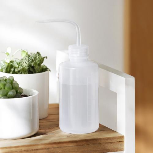 Plastic leakproof Watering Can white PC