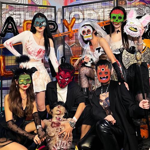Carton Masque d’Halloween Imprimé couleur et motif différents pour le choix plus de couleurs pour le choix pièce