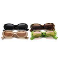 PC-Polycarbonate Sun Glasses for women & sun protection PC