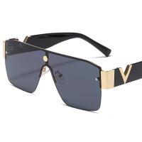 PC-Polycarbonate Sun Glasses for women PC