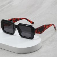 PC-Polycarbonate Easy Matching Sun Glasses anti ultraviolet & unisex PC