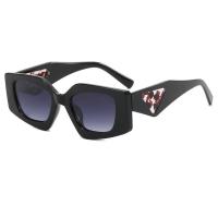 PC-Polycarbonate Easy Matching Sun Glasses for women & anti ultraviolet & sun protection PC