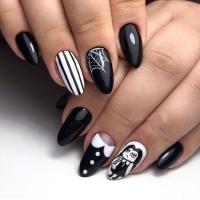 Plastic Creative Fake Nails for women Cartoon white and black Set