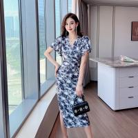 Polyester Slim Sexy Package Hip Dresses deep V printed PC