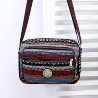 Nylon Crossbody Bag Polyester couleur et motif différents pour le choix pièce