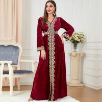 Poliéster Vestido Musilm islámico del Medio Oriente, bordado, rojo,  trozo