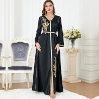 Polyester Robe musulmane islamique du Moyen-Orient Solide Noir pièce