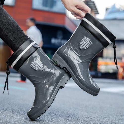 PVC for man & Outdoor Rain Boots & anti-skidding Solid Pair