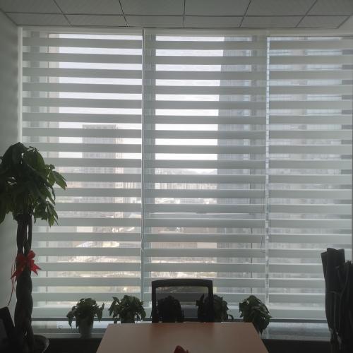 Aluminium Alloy & Polyester shading Shutter durable Lot