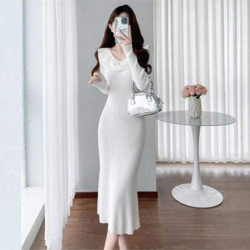 Temperament Ruffled Design Knitted dress Women's Tight Waist Hip High-grade Dress