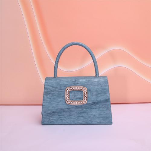 Hot Trendy Unique Design Slant Flip Bag PU Material with Square Diamond