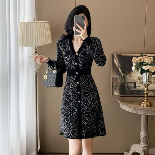 Autumn and Winter Elegant Knitted dress Women's High-end V-neck High Waist A-line Jacquard Sweater Skirt