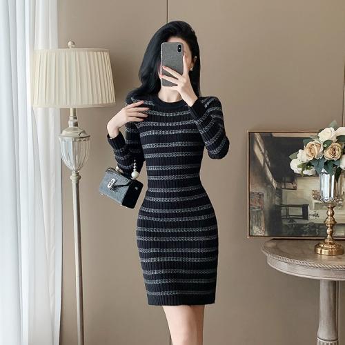 Sexy Hip Skirt Women's Women's New Contrast Color Long Sleeve Base Knitted Dress