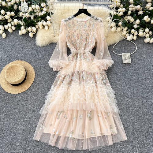 Polyester Ball Gown & High Waist One-piece Dress slimming embroidered shivering Apricot PC