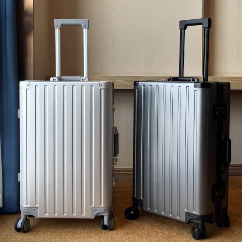 Aluminium Alloy Suitcase Polyester PC