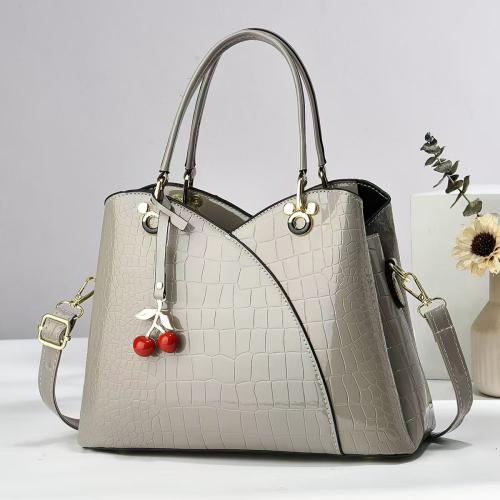 PU Leather Handbag embossing & large capacity PU Leather crocodile grain PC