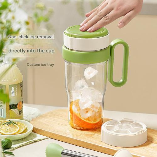 304 Stainless Steel & TPE-Thermoplastic Elastomer & Silicone Multifunctional Water Bottle durable & dustproof green PC