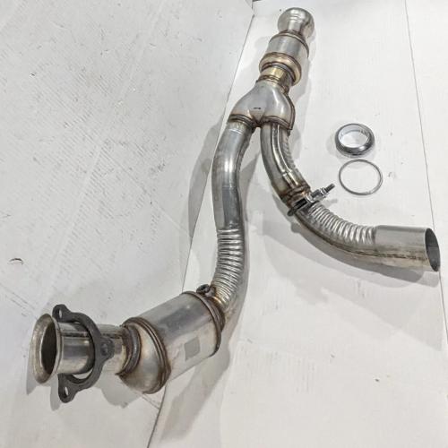 Fits For 2011 2012 2013 2014 GMC Yukon V8 6.2L catalytic converter