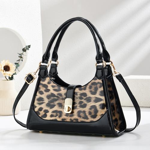 PU Leather Saddle Shoulder Bag sewing thread leopard PC