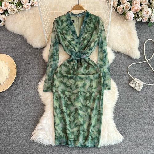 Gauze & Polyester Waist-controlled Sexy Sheath Dress deep V green PC