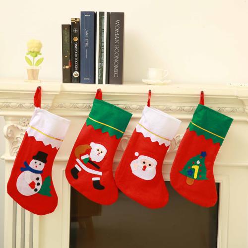 Tissus non tissés Chaussettes de décoration de Noël Motif aléatoire pièce